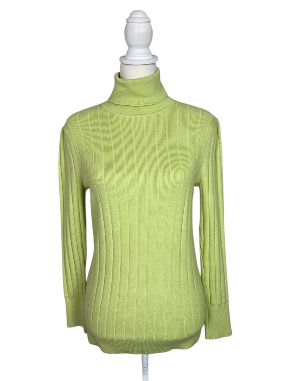 Talbots Lime Green Ribbed Turtleneck Sweater Medium Fitted Soft Knit Classic